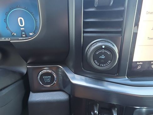 Used 2025 Ford F350 Lariat w/ Lariat Ultimate Package AWD/4WD image 26