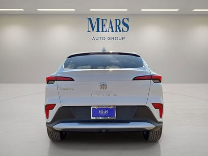 Used 2025 Buick Envista Preferred w/ Convenience II Package