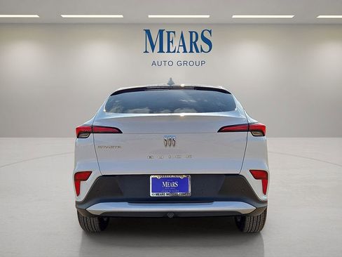 Used 2025 Buick Envista Preferred w/ Convenience II Package image 4