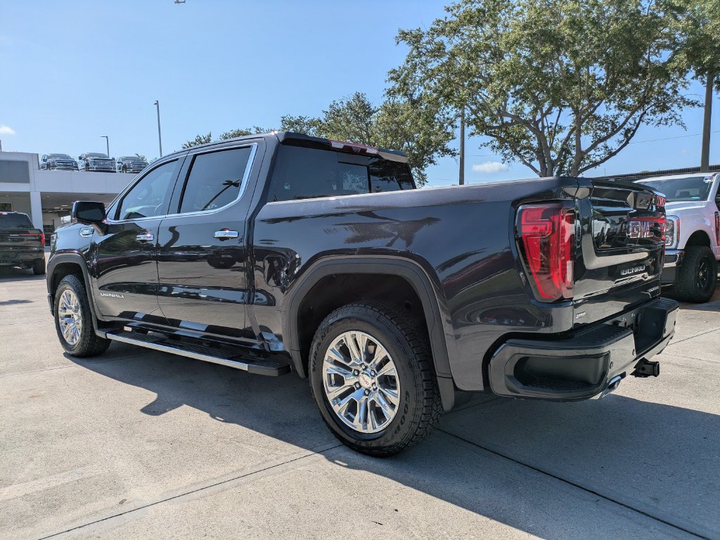 Used 2025 GMC Sierra 1500 Denali w/ Technology Package AWD/4WD image 6