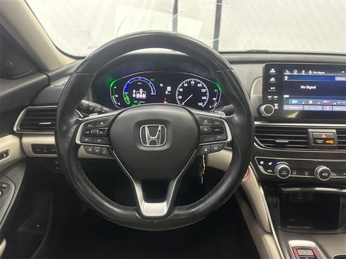 Used 2021 Honda Accord Touring image 25