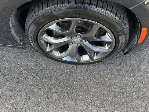 Used 2015 Dodge Charger SXT image 20