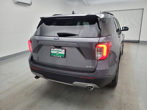 Used 2021 Ford Explorer XLT w/ Equipment Group 202A AWD/4WD image 7