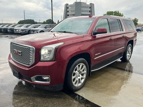 Used 2016 GMC Yukon XL Denali w/ Open Road Package AWD/4WD image 6