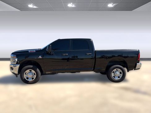 Used 2025 RAM 2500 Tradesman w/ Chrome Appearance Group AWD/4WD image 2