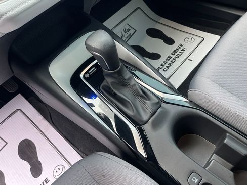 Certified 2024 Toyota Corolla SE image 27