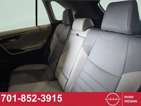 Used 2021 Toyota RAV4 XLE Premium AWD/4WD image 39