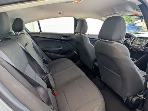 Certified 2018 Chevrolet Cruze LT image 15