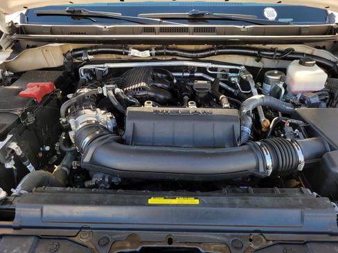Used 2024 Nissan Frontier S w/ S Utility Package image 9