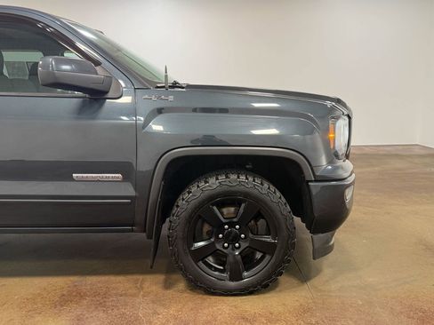 Used 2018 GMC Sierra 1500 SLE image 34