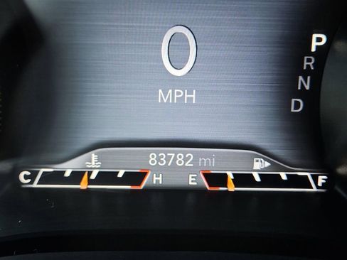 Used 2019 Jeep Cherokee Limited image 5