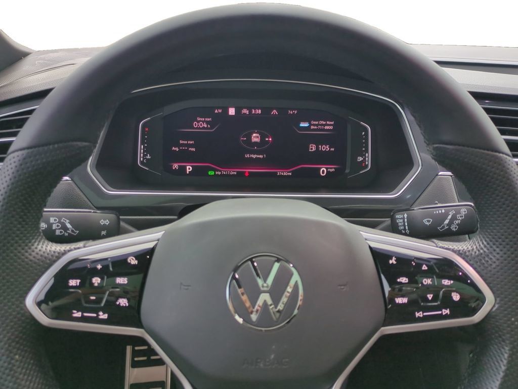 Used 2022 Volkswagen Tiguan SEL R-Line AWD/4WD image 31