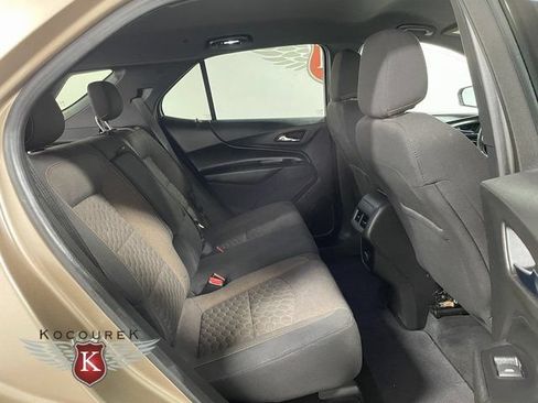 Used 2018 Chevrolet Equinox LT AWD/4WD image 22