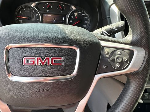 Used 2022 GMC Terrain SLE w/ Driver Convenience Package image 26