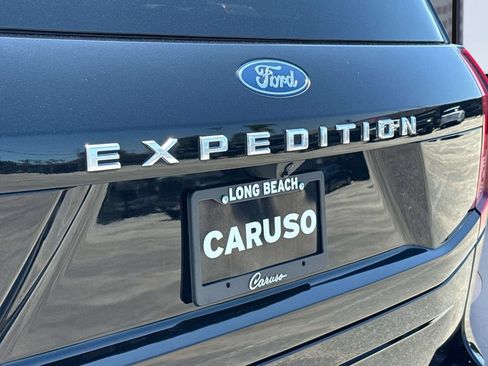 Used 2025 Ford Expedition Active RWD image 9