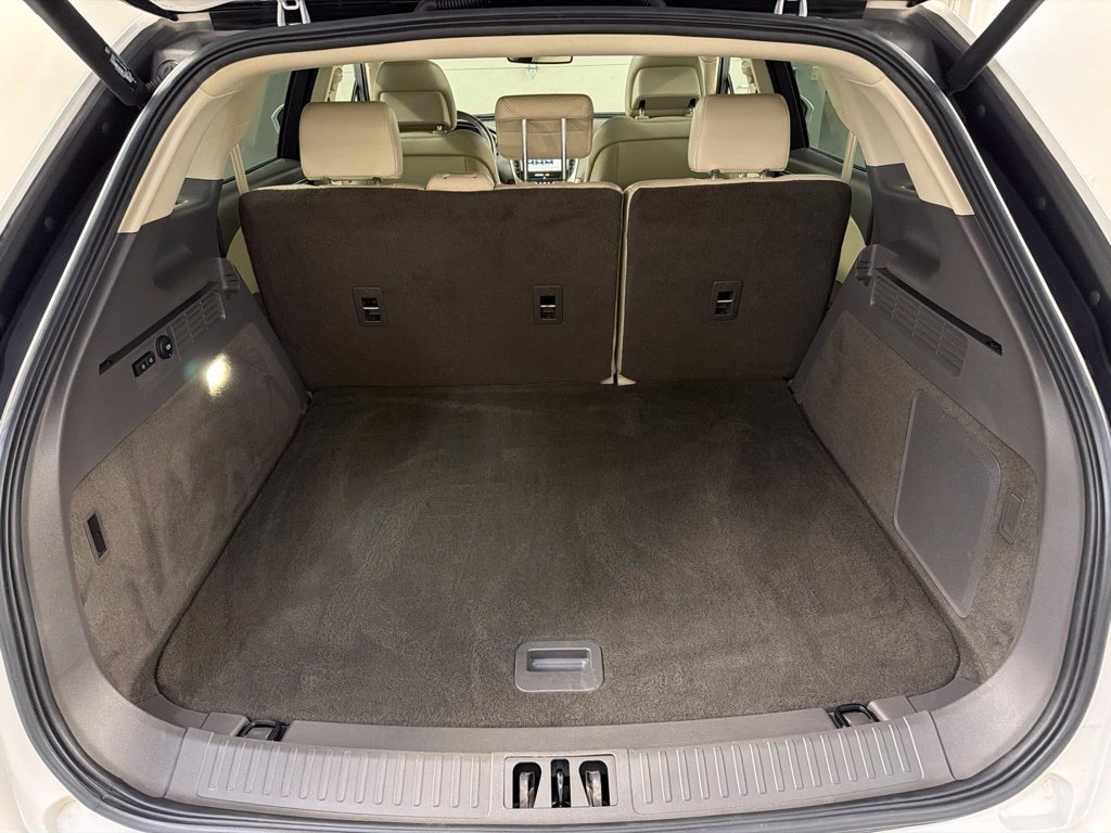 Used 2017 Lincoln MKX Reserve w/ Driver Assistance Package AWD/4WD image 34
