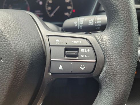 Used 2024 Honda CR-V LX image 29