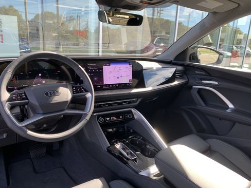 New 2025 Audi Q5 Premium Plus image 15