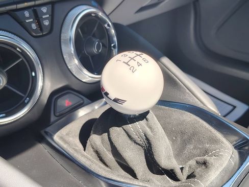 Used 2024 Chevrolet Camaro SS RWD image 46