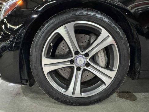 Used 2017 Mercedes-Benz E 400 4MATIC Wagon image 70