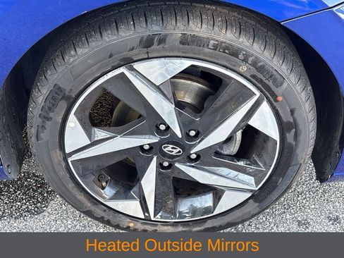 Used 2023 Hyundai Elantra SEL w/ Convenience Package FWD image 17