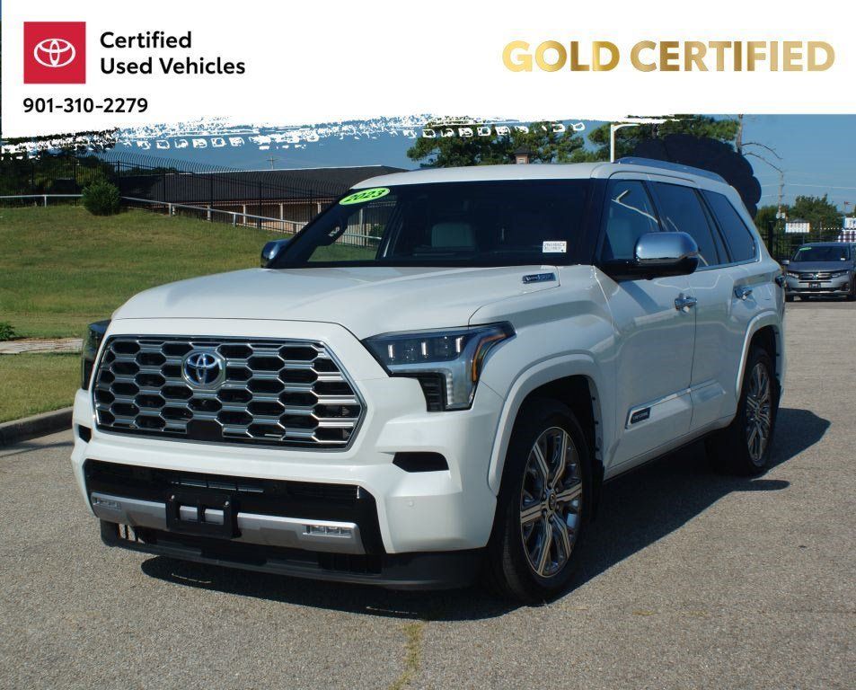Used 2023 Toyota Sequoia Capstone AWD/4WD image 25
