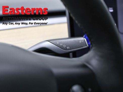Used 2021 Tesla Model 3 Standard Range Plus image 13