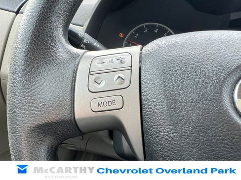 Used 2013 Toyota Corolla LE image 10