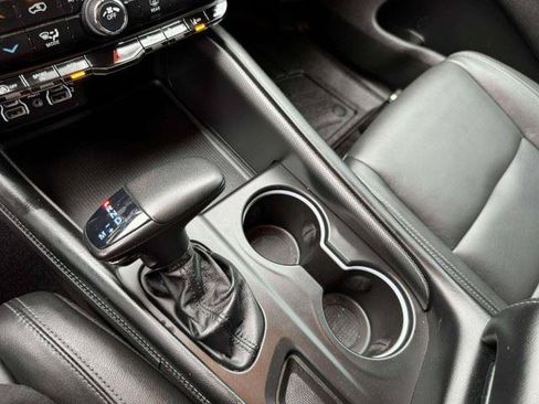 Used 2022 Dodge Durango GT RWD image 35