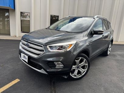Used 2019 Ford Escape Titanium w/ U9j03 - Titanium Tow Package