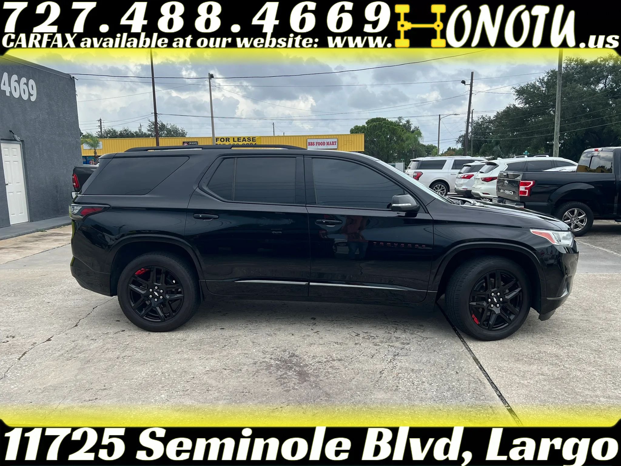 Used 2021 Chevrolet Traverse Premier w/ Redline Edition FWD image 4