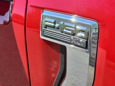 Used 2022 Ford F150 XLT w/ Equipment Group 302A High AWD/4WD image 11