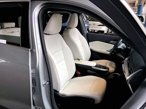 Certified 2026 BMW X1 xDrive28i w/ Technology Package image 9