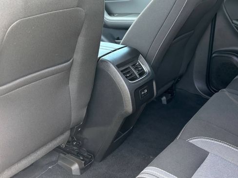 Used 2026 Chevrolet Blazer LT FWD image 19