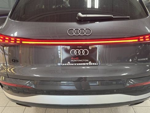 Used 2025 Audi Q5 Premium w/ Convenience Package AWD/4WD image 40