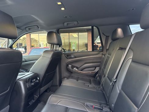 Used 2019 Chevrolet Tahoe LT image 15