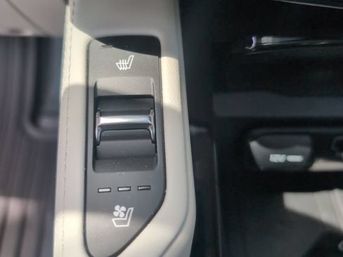 Used 2025 Kia Telluride EX w/ EX Captain's Chair Package AWD/4WD image 20