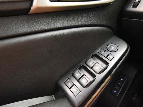 Used 2018 GMC Yukon Denali w/ Open Road Package image 32