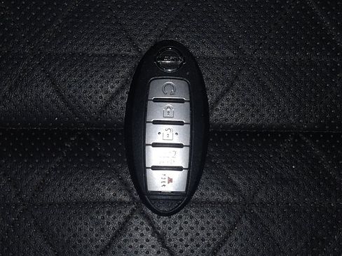 Used 2021 Nissan Murano Platinum w/ Cargo Package image 32