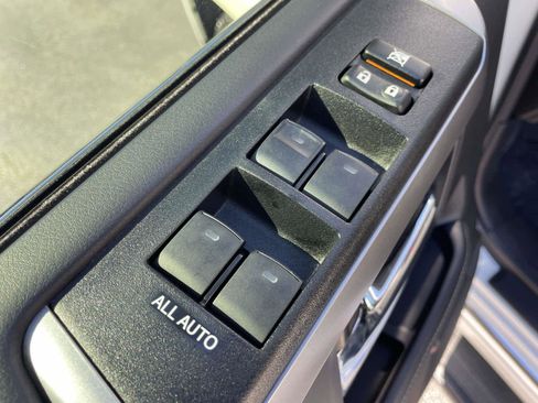 Used 2023 Toyota 4Runner Limited image 19