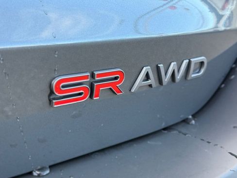 New 2026 Nissan Kicks SR image 12