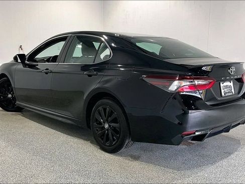 Used 2024 Toyota Camry SE FWD image 4