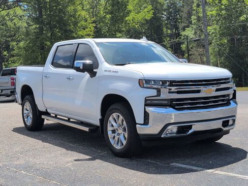 Used 2019 Chevrolet Silverado 1500 LTZ w/ LTZ Plus Package image 8