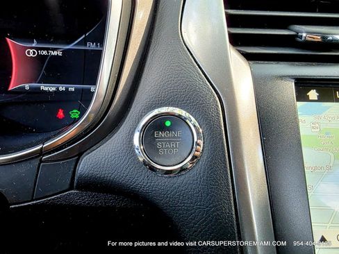 Used 2017 Ford Fusion SE image 36