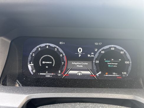Used 2025 Toyota 4Runner TRD Off-Road AWD/4WD image 3