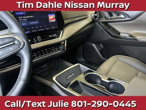Used 2025 Chevrolet Equinox LT w/ Convenience Package II AWD/4WD image 30