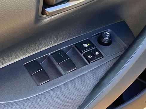 Used 2023 Toyota Corolla LE w/ LE Convenience Package FWD image 13
