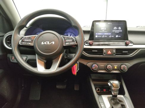 Used 2022 Kia Forte LXS FWD image 22