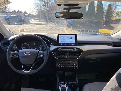 Certified 2022 Ford Escape SE w/ Convenience Package image 18