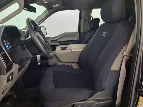 Used 2019 Ford F150 XLT w/ Equipment Group 302A Luxury AWD/4WD image 13